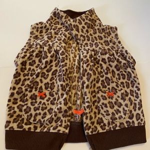 Soft vest good for 9 months to 18 months